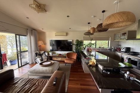 Photo of property in 71 Kittiwake Drive, Schnapper Rock, Auckland, 0632