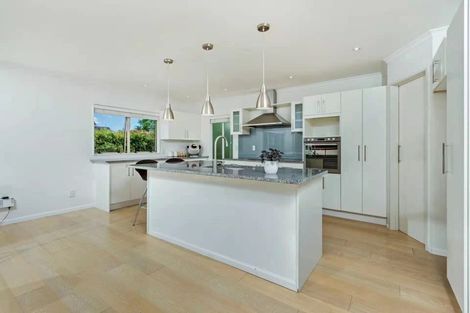 Photo of property in 18 St Clair Place, Browns Bay, Auckland, 0630