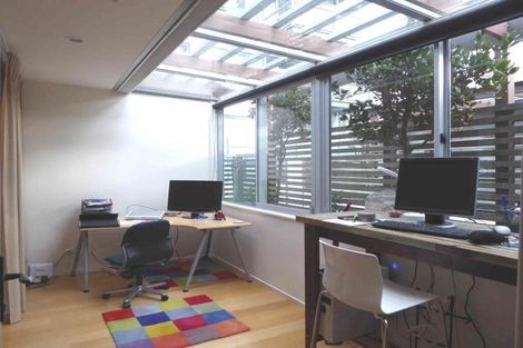 Photo of property in Sol Apartments, 28/37 Jessie Street, Te Aro, Wellington, 6011