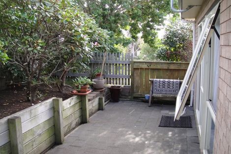 Photo of property in 17 Alec Craig Way, Gulf Harbour, Whangaparaoa, 0930