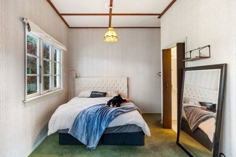 Photo of property in 11 Moeller Street, Taradale, Napier, 4112