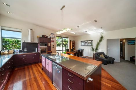 Photo of property in 82 Mawhitiwhiti Road, Normanby, Hawera, 4675