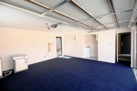 Photo of property in 11a Oxford Road, Manurewa, Auckland, 2102