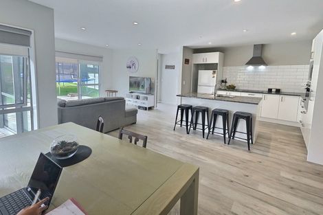 Photo of property in 6 Michelia Lane, Kaukapakapa, Helensville, 0875