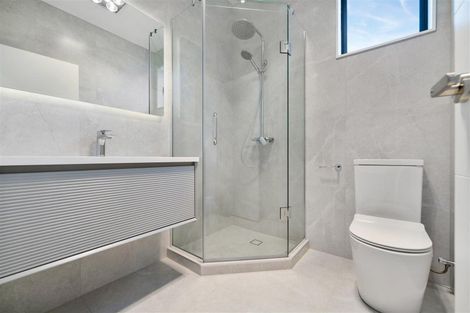 Photo of property in 34 Whakairo Crescent, Gulf Harbour, Whangaparaoa, 0930