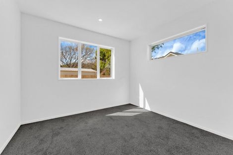 Photo of property in 4/5 Westminster Road, Wainuiomata, Lower Hutt, 5014