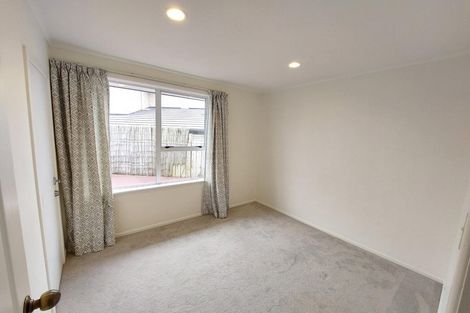 Photo of property in 723c Te Atatu Road, Te Atatu Peninsula, Auckland, 0610