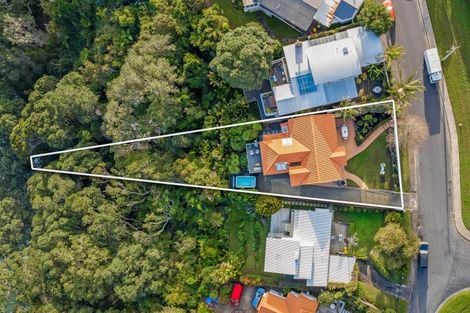 Photo of property in 18 Tizard Road, Birkenhead, Auckland, 0626