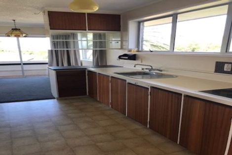 Photo of property in 2/31 Mccrystal Avenue, Bucklands Beach, Auckland, 2012