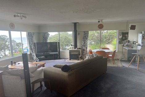Photo of property in 878 Whangaparaoa Road, Manly, Whangaparaoa, 0930