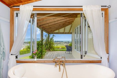 Photo of property in 17 Kea Street, Waikanae, 5036