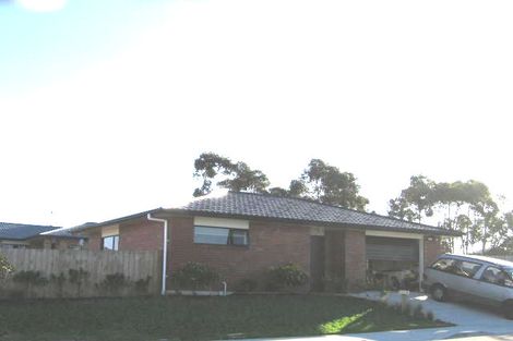 Photo of property in 14 Scowns Way, Glendene, Auckland, 0602