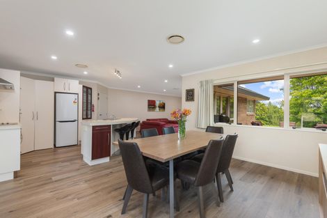 Photo of property in 158 Ruapehu Drive, Fitzherbert, Palmerston North, 4410