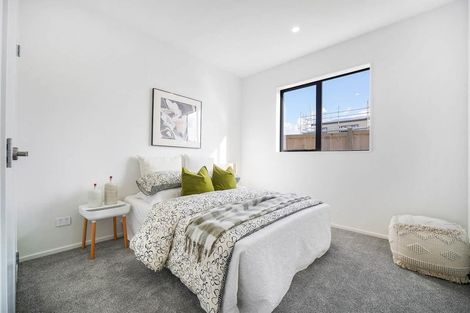 Photo of property in 62 Kaapehu Street, Karaka, 2578