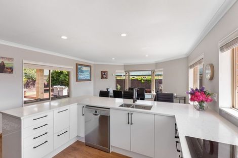 Photo of property in 38 College Drive, Paraparaumu, 5032