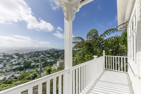 Photo of property in 82 Mitchell Street, Brooklyn, Wellington, 6021