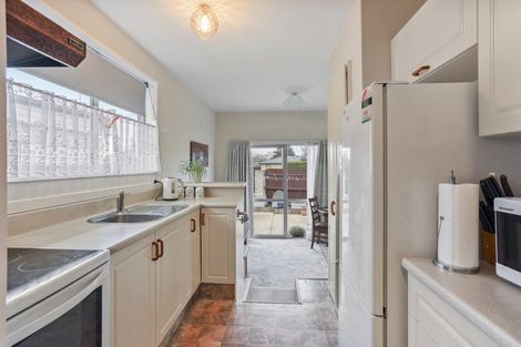 Photo of property in 2/32 Lake Terrace Road, Burwood, Christchurch, 8083