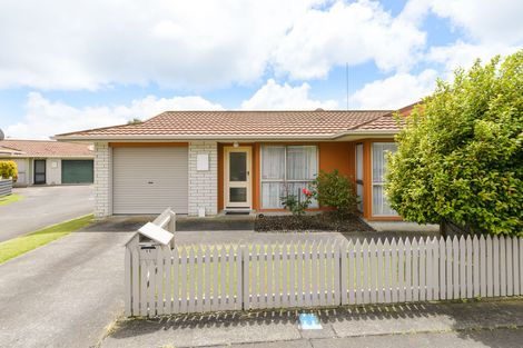 Photo of property in 11 Herbert Avenue, Cloverlea, Palmerston North, 4412