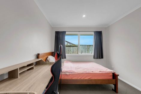 Photo of property in 17 Teatree Close, Huntington, Hamilton, 3210