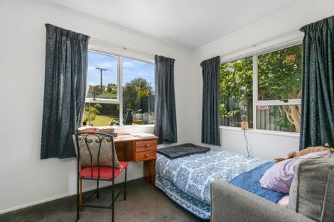 Photo of property in 1/8 Wattle Road, Sunnyvale, Auckland, 0612