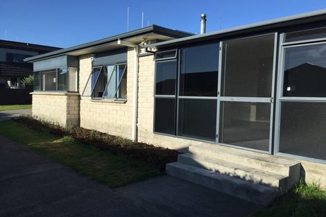 Photo of property in 17 Highcroft Place, Welcome Bay, Tauranga, 3112
