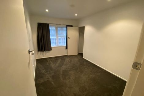 Photo of property in 30 Oregon Drive, Maoribank, Upper Hutt, 5018