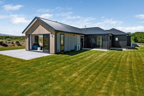 Photo of property in 30 Porter Lane, Springvale, Alexandra, 9391