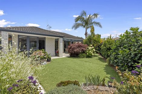 Photo of property in 30 Seabreeze Place, Papamoa Beach, Papamoa, 3118