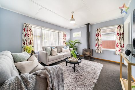 Photo of property in 32 Karaka Street, Wainuiomata, Lower Hutt, 5014