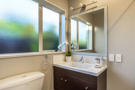 Photo of property in 11a Galway Avenue, Bryndwr, Christchurch, 8052