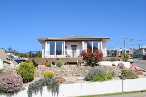 Photo of property in 61 Tyne Street, South Hill, Oamaru, 9400