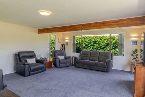 Photo of property in 150 Tilley Road, Paekakariki, 5034