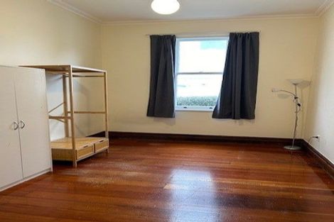 Photo of property in 2 Stanley Street, Berhampore, Wellington, 6023