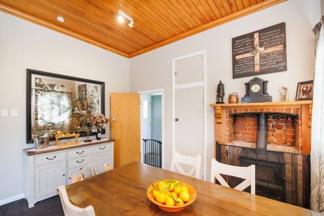 Photo of property in 32 Colombo Street, Hokowhitu, Palmerston North, 4410