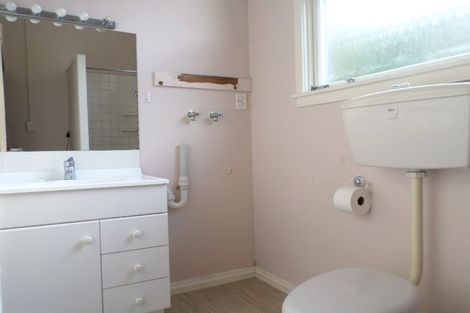 Photo of property in 2/28 Grant Road, Thorndon, Wellington, 6011