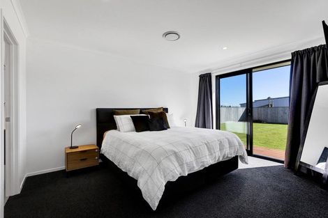 Photo of property in 38 County Drive, Hawera, 4610