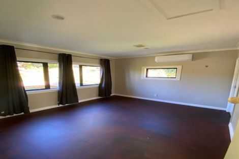 Photo of property in 52 Chamberlain Road, Karori, Wellington, 6012
