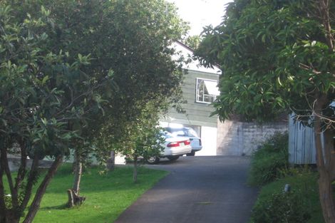 Photo of property in 1/18 Kitewao Street, Northcote, Auckland, 0627