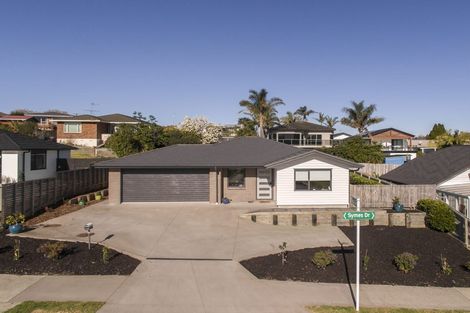 Photo of property in 43 Symes Drive, Red Beach, 0932