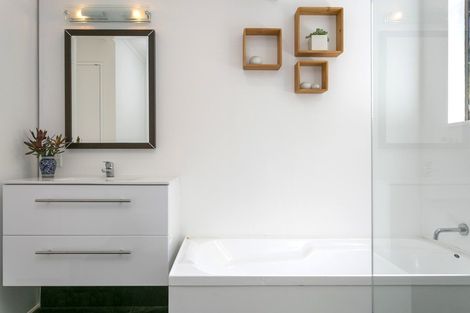 Photo of property in 12 Gladstone Grove, Richmond Heights, Taupo, 3330