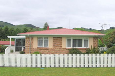 Photo of property in 21 Claremont Avenue, Paeroa, 3600