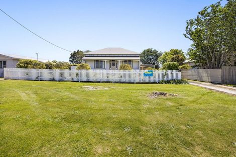 Photo of property in 47 Patu-kukupa Street, Manaia, 4612