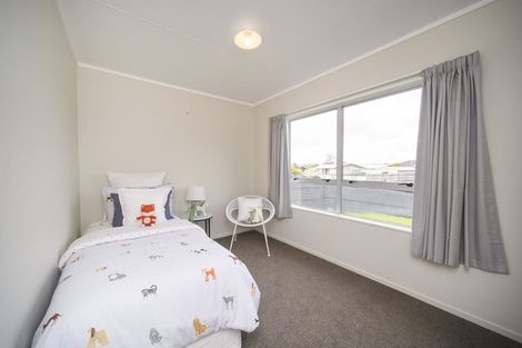 Photo of property in 10 Jupiter Street, Milson, Palmerston North, 4414