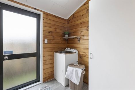 Photo of property in 2/44 Hayman Place, Beach Haven, Auckland, 0626