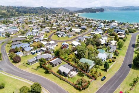 Photo of property in 29 Oyster Drive, Cooks Beach, Whitianga, 3591