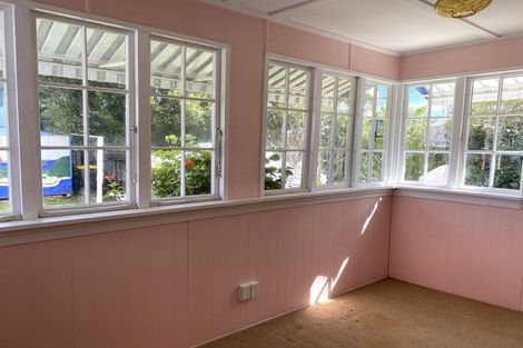 Photo of property in 6 Tatahi Street, Te Puru, Thames, 3575