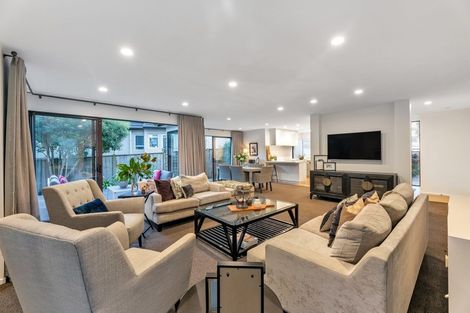 Photo of property in 192 Ridge Road, Howick, Auckland, 2014