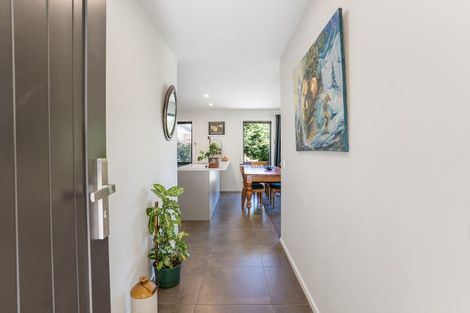 Photo of property in 10 Cove Lane, Mount Creighton, Queenstown, 9371