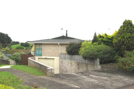 Photo of property in 8 Endymion Place, Half Moon Bay, Auckland, 2012