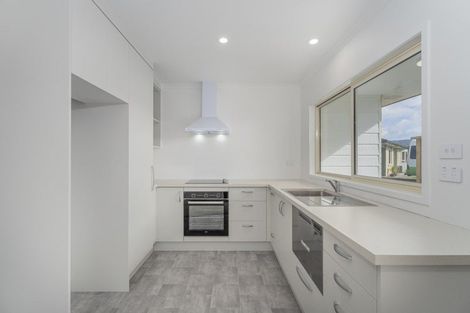 Photo of property in 8 Seascape Avenue, Whitianga, 3510